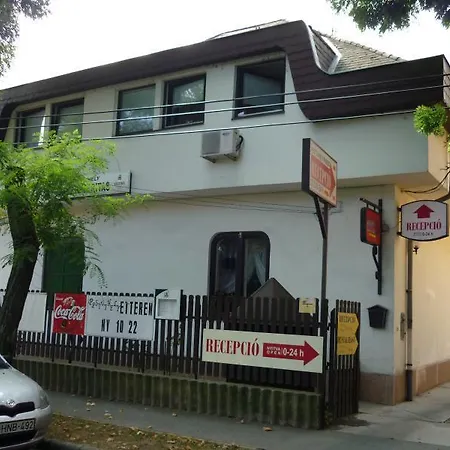 Pestújhely Panzió-étterem 3*