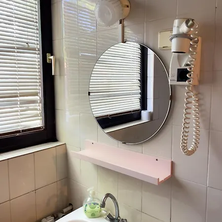 Pestujhely Panzio-etterem Guest house Budapest