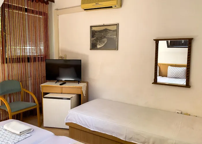 Pestujhely Panzio-etterem 3* Budapesta